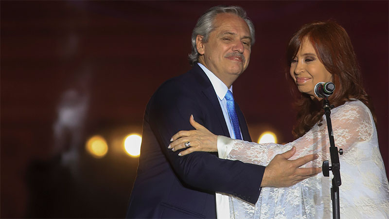 Image: https://elonce-media.elonce.com.ar/fotos-emb/2019/12/10/o_1576022972.jpg