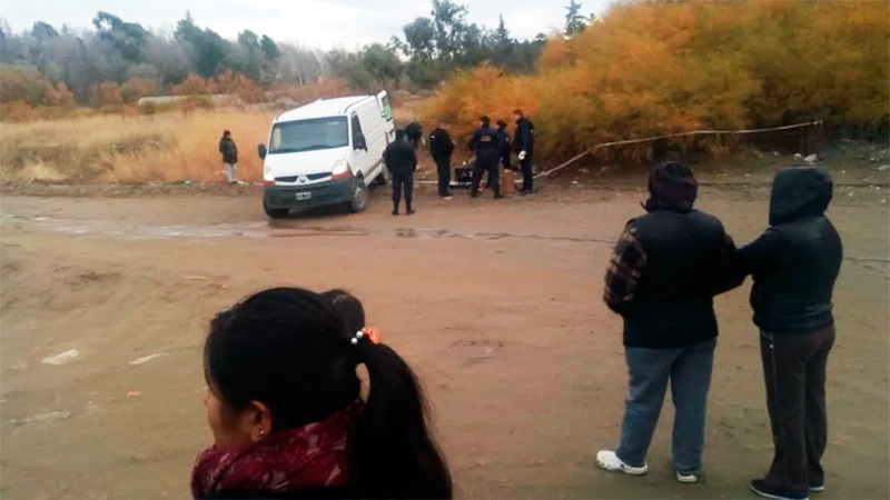 Mató a su ex novia a golpes con un bloque de cemento Mató a su ex novia a golpes con un bloque de cemento