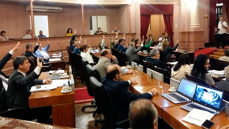 Diputados aprobaron el proyecto de presupuesto provincial 2020 Diputados aprobaron el proyecto de presupuesto provincial 2020