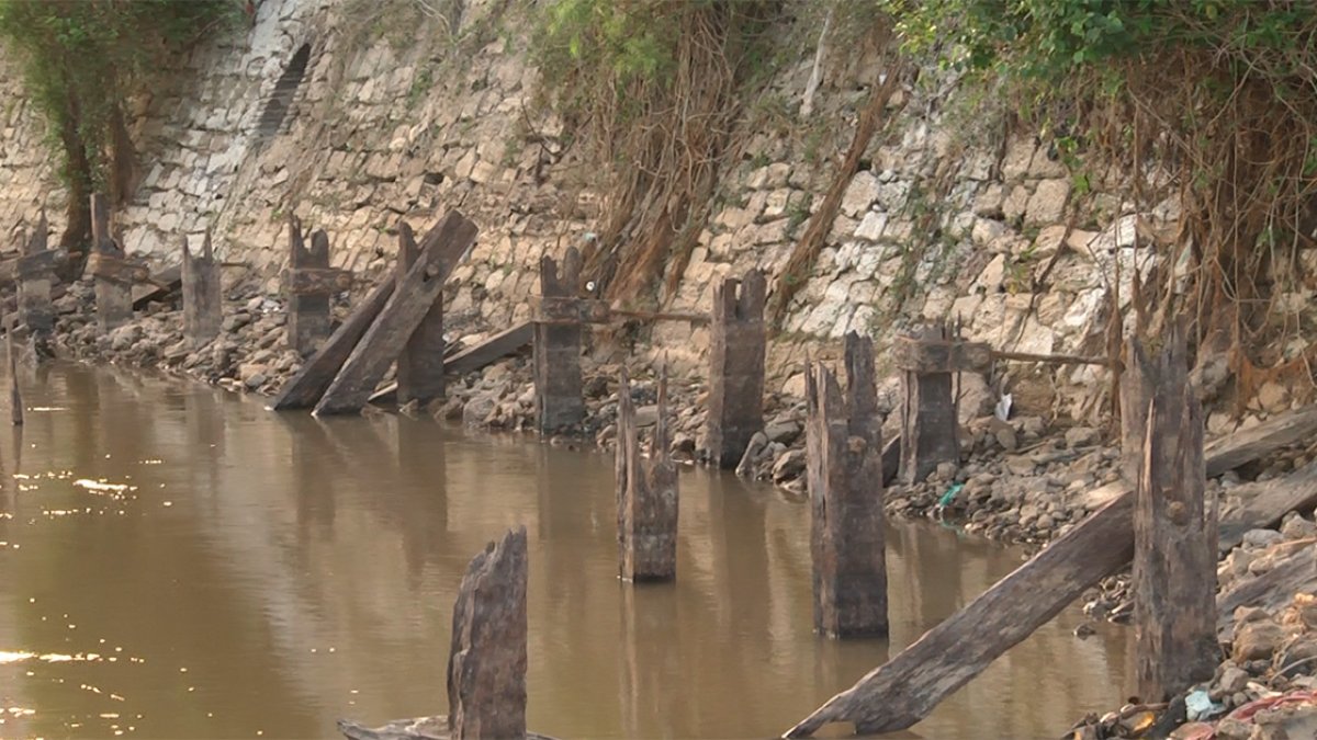 La bajante en el Puerto de Paraná.