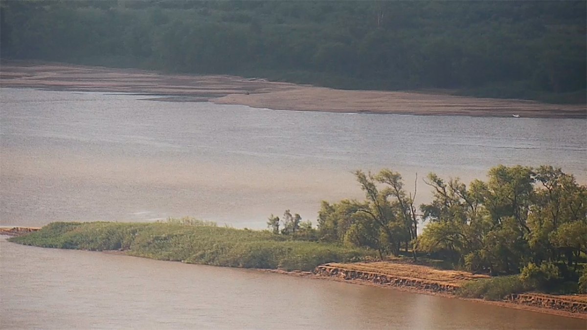 Así se ve la histórica bajante en la costa de Paraná.